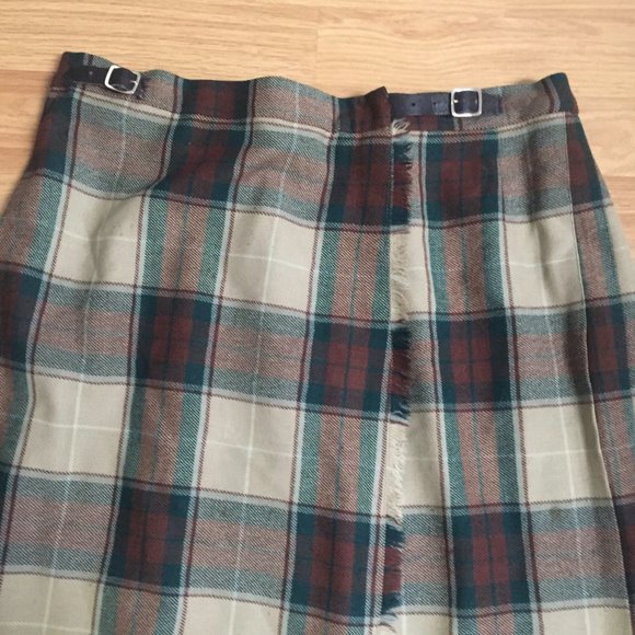 The Edinburgh Woollen Mill 100% Wool Kilt Skirt Brown Green Plaid Size Small - Picture 2 of 6
